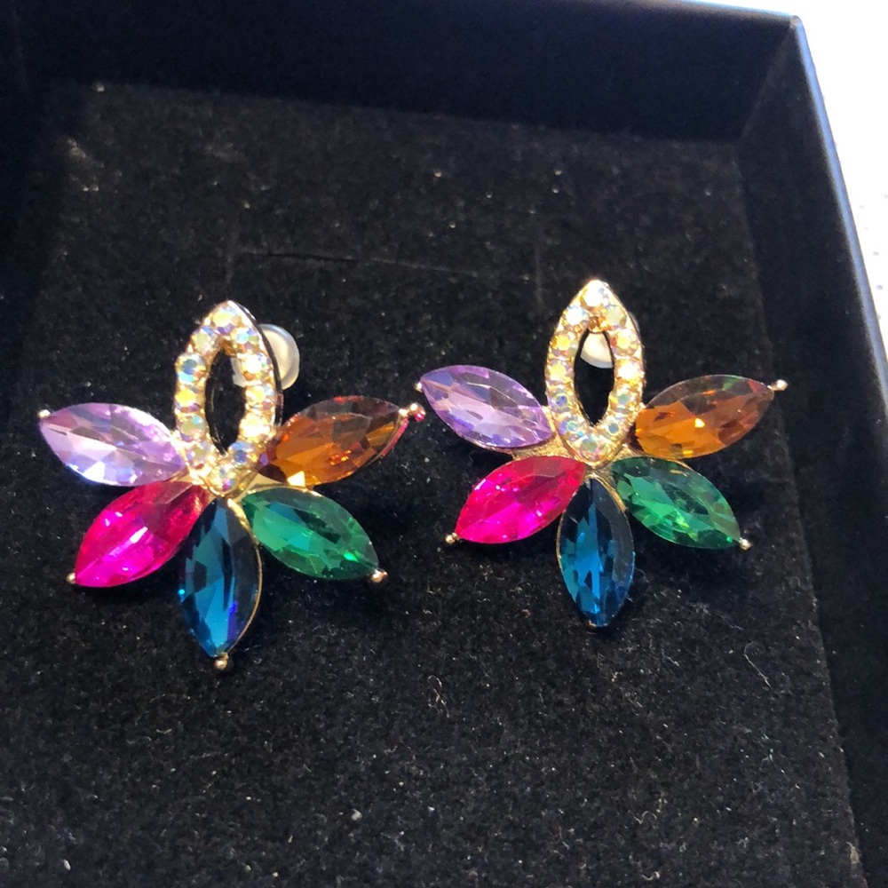 Color-block Rhinestone Flower Stud Earrings 1pair - Picture 15 of 17